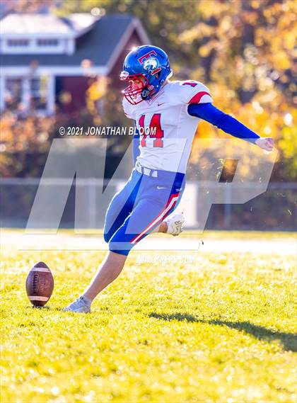 Thumbnail 3 in Tolland @ Northwest Catholic photogallery.