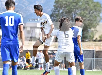 Thumbnail 3 in St. Michael's vs. Santa Fe photogallery.