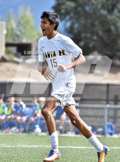 Thumbnail 2 in St. Michael's vs. Santa Fe photogallery.