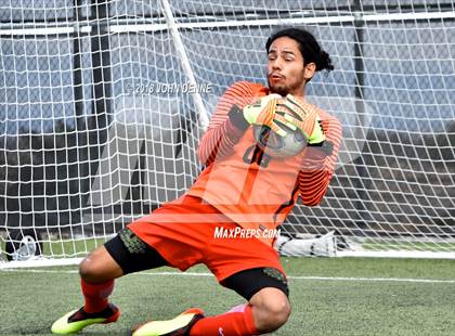 Thumbnail 1 in St. Michael's vs. Santa Fe photogallery.