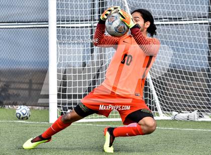 Thumbnail 3 in St. Michael's vs. Santa Fe photogallery.