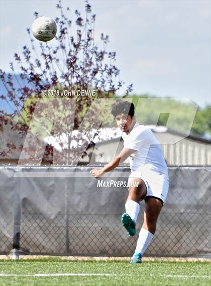 Thumbnail 1 in St. Michael's vs. Santa Fe photogallery.