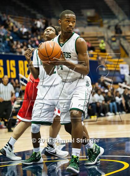 Thumbnail 2 in El Cerrito vs. Albany Academy for Boys (MaxPreps MLK Classic) photogallery.