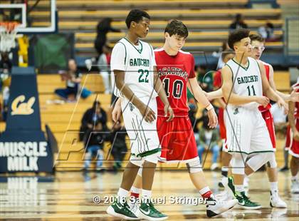 Thumbnail 3 in El Cerrito vs. Albany Academy for Boys (MaxPreps MLK Classic) photogallery.