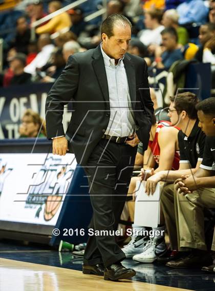 Thumbnail 2 in El Cerrito vs. Albany Academy for Boys (MaxPreps MLK Classic) photogallery.