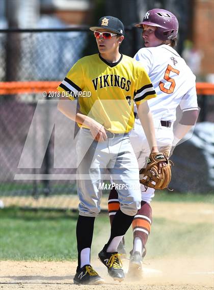 Thumbnail 3 in St. Laurence @ Brother Rice photogallery.