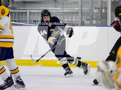 Thumbnail 3 in Paramus Catholic @ West Milford photogallery.