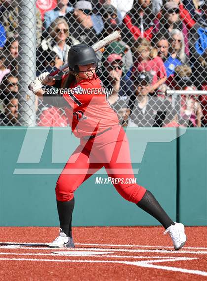 Thumbnail 3 in San Rafael vs Cardinal Newman  (CIF NCS Division 3 Final) photogallery.