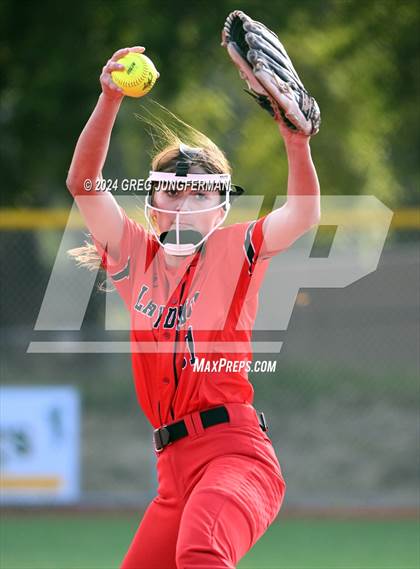 Thumbnail 3 in San Rafael vs Cardinal Newman  (CIF NCS Division 3 Final) photogallery.
