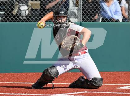 Thumbnail 2 in San Rafael vs Cardinal Newman  (CIF NCS Division 3 Final) photogallery.