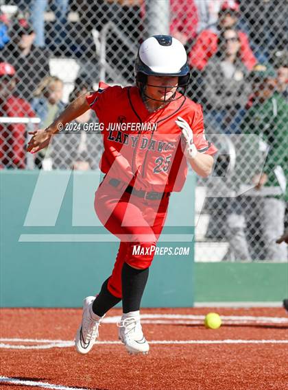 Thumbnail 3 in San Rafael vs Cardinal Newman  (CIF NCS Division 3 Final) photogallery.