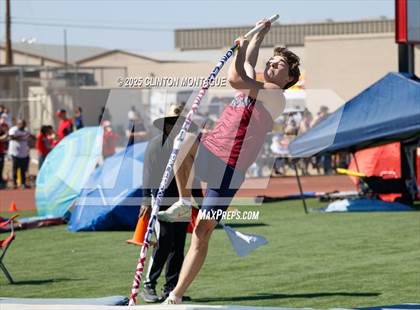 Thumbnail 2 in Richard Thompson South Mountain Classic  photogallery.