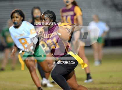 Thumbnail 1 in DeLand @ Crescent City photogallery.