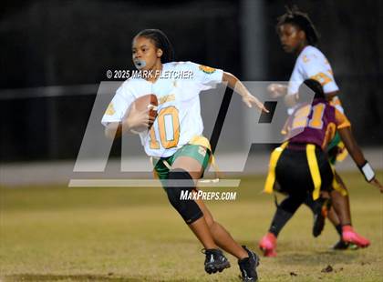 Thumbnail 1 in DeLand @ Crescent City photogallery.