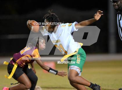 Thumbnail 2 in DeLand @ Crescent City photogallery.
