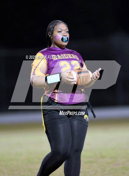 Thumbnail 1 in DeLand @ Crescent City photogallery.