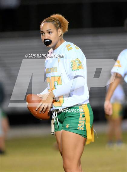 Thumbnail 2 in DeLand @ Crescent City photogallery.