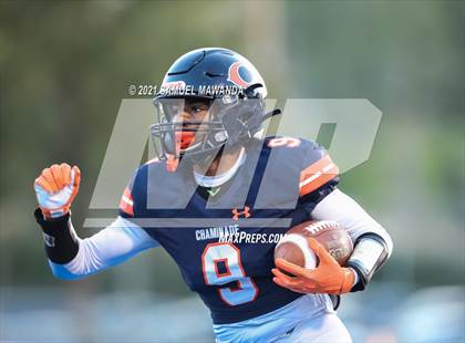 Thumbnail 1 in Bishop Amat @ Chaminade photogallery.