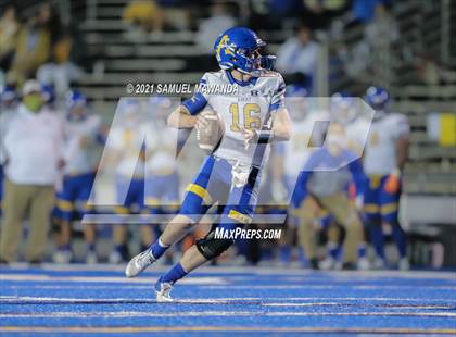 Thumbnail 3 in Bishop Amat @ Chaminade photogallery.