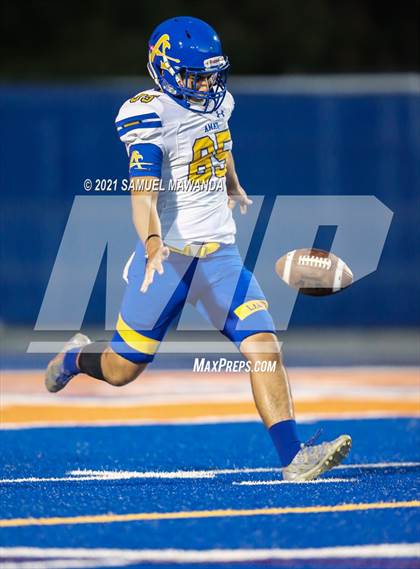 Thumbnail 2 in Bishop Amat @ Chaminade photogallery.