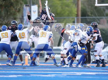 Thumbnail 1 in Bishop Amat @ Chaminade photogallery.