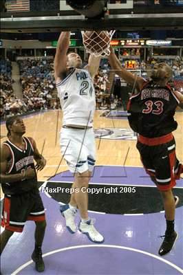 Thumbnail 2 in Westchester vs. Serra (State D1 Final)#3 photogallery.
