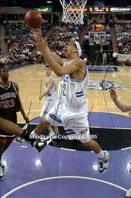 Thumbnail 1 in Westchester vs. Serra (State D1 Final)#3 photogallery.