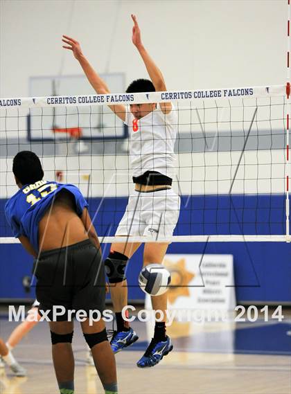 Thumbnail 3 in South Pasadena vs. Gahr (CIF SS D3 Final) photogallery.