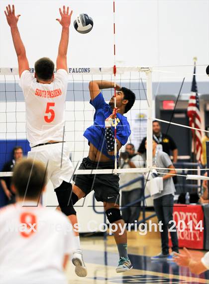 Thumbnail 2 in South Pasadena vs. Gahr (CIF SS D3 Final) photogallery.