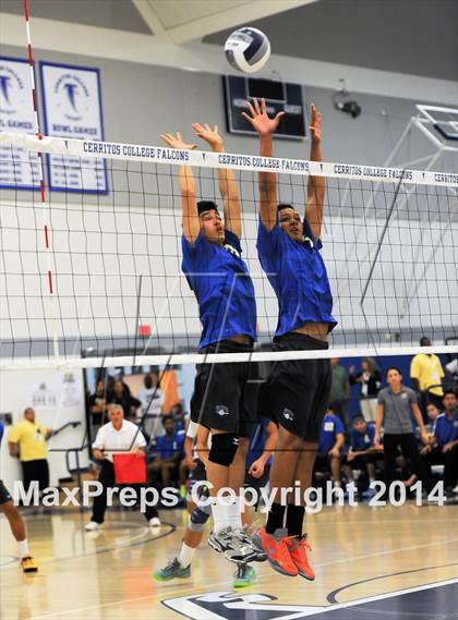 Thumbnail 2 in South Pasadena vs. Gahr (CIF SS D3 Final) photogallery.