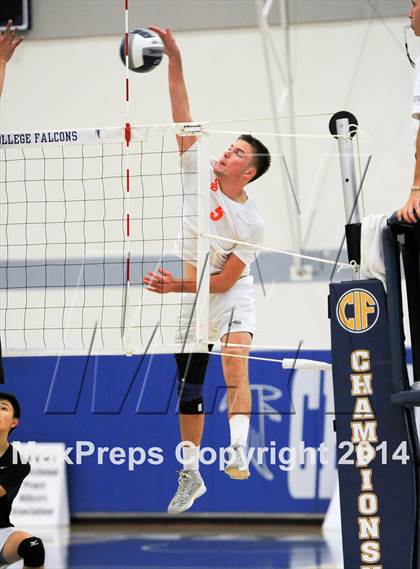 Thumbnail 2 in South Pasadena vs. Gahr (CIF SS D3 Final) photogallery.