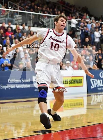 Thumbnail 2 in Brentwood School vs. Crossroads (CIF SS DIV 2AA Final) photogallery.