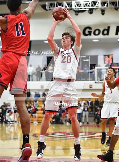 Thumbnail 3 in Brentwood School vs. Crossroads (CIF SS DIV 2AA Final) photogallery.