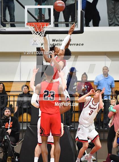 Thumbnail 3 in Brentwood School vs. Crossroads (CIF SS DIV 2AA Final) photogallery.