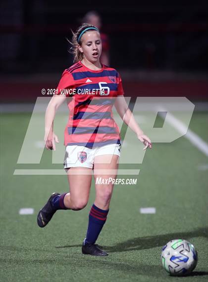 Thumbnail 2 in Davenport @ Wimberley photogallery.