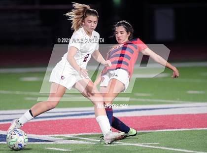 Thumbnail 2 in Davenport @ Wimberley photogallery.