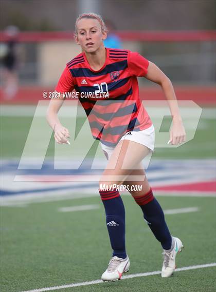 Thumbnail 2 in Davenport @ Wimberley photogallery.