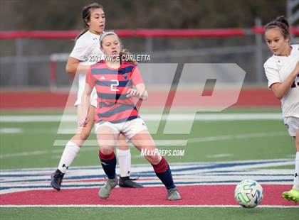 Thumbnail 2 in Davenport @ Wimberley photogallery.