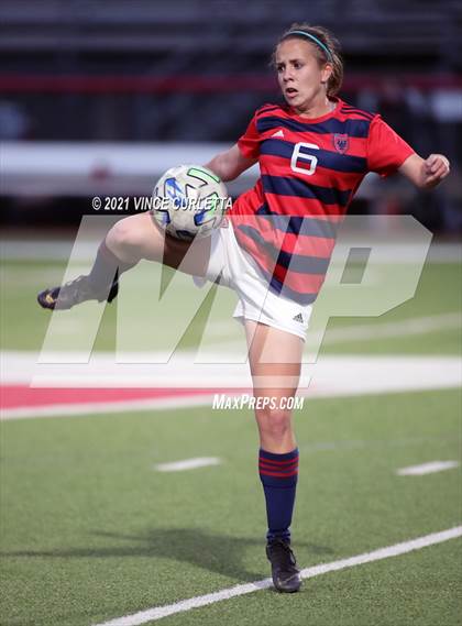 Thumbnail 2 in Davenport @ Wimberley photogallery.