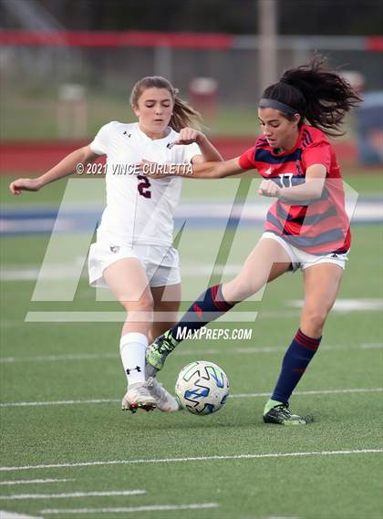 Thumbnail 2 in Davenport @ Wimberley photogallery.