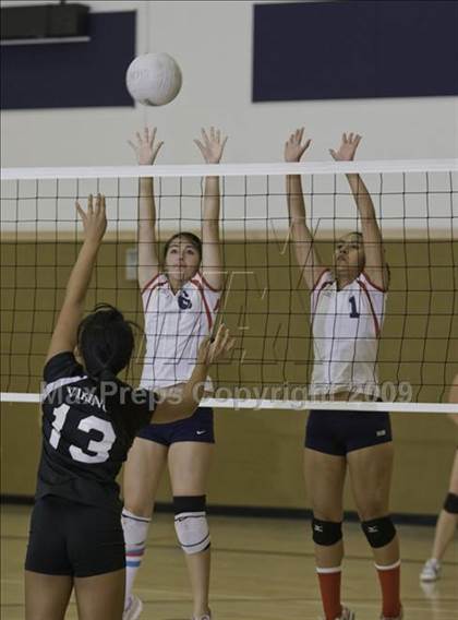 Thumbnail 2 in Valley Christian @ Dublin (Dougherty Valley Tournament) photogallery.