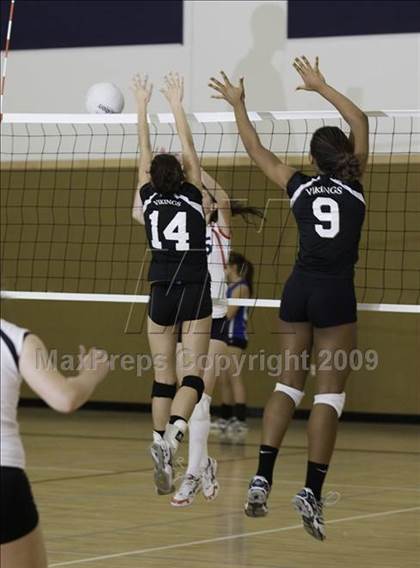 Thumbnail 2 in Valley Christian @ Dublin (Dougherty Valley Tournament) photogallery.