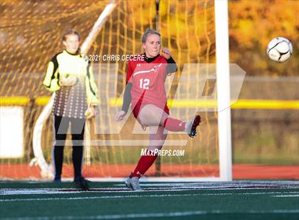 Thumbnail 1 in Lewiston-Porter vs. Palmyra-Macedon (NYSPHSAA Class B Regional Qualifier) photogallery.