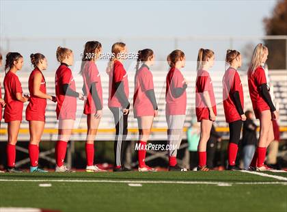 Thumbnail 2 in Lewiston-Porter vs. Palmyra-Macedon (NYSPHSAA Class B Regional Qualifier) photogallery.
