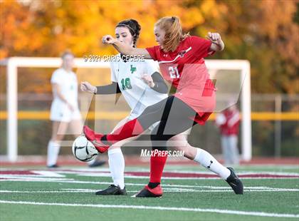Thumbnail 1 in Lewiston-Porter vs. Palmyra-Macedon (NYSPHSAA Class B Regional Qualifier) photogallery.
