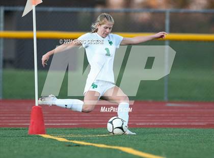 Thumbnail 3 in Lewiston-Porter vs. Palmyra-Macedon (NYSPHSAA Class B Regional Qualifier) photogallery.
