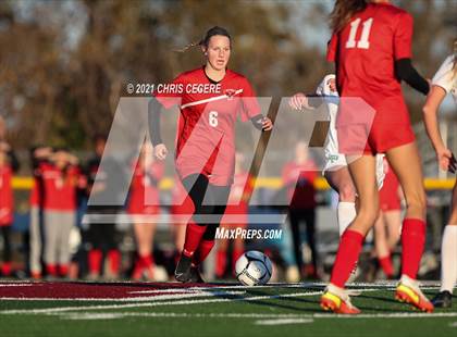 Thumbnail 3 in Lewiston-Porter vs. Palmyra-Macedon (NYSPHSAA Class B Regional Qualifier) photogallery.