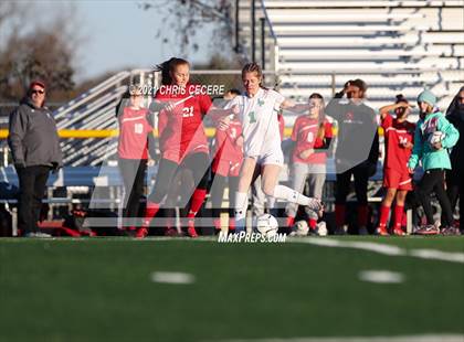 Thumbnail 1 in Lewiston-Porter vs. Palmyra-Macedon (NYSPHSAA Class B Regional Qualifier) photogallery.