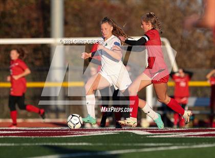 Thumbnail 2 in Lewiston-Porter vs. Palmyra-Macedon (NYSPHSAA Class B Regional Qualifier) photogallery.