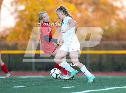 Thumbnail 2 in Lewiston-Porter vs. Palmyra-Macedon (NYSPHSAA Class B Regional Qualifier) photogallery.